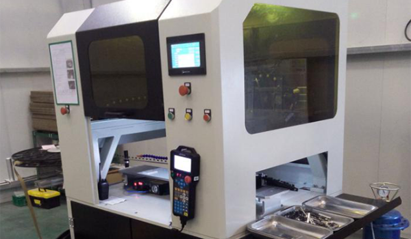 3C手機(jī)行業(yè)接插件機(jī)